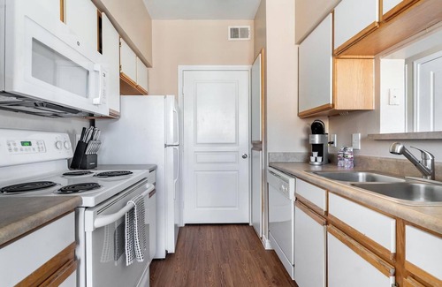 Fort Worth Appartement | Landing | Incredible 1BD, Gym, Rooftop Lounge