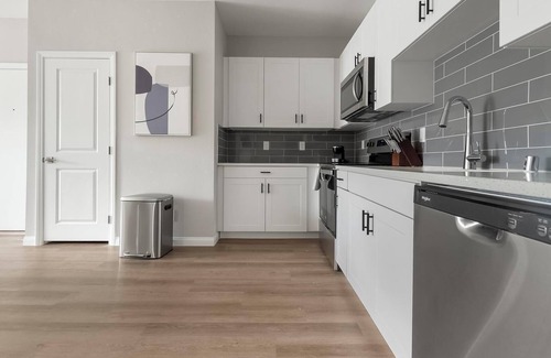 Townsite Appartement | Landing | Incredible 2BD, Pool, Rooftop Lounge