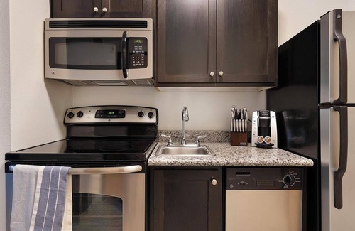 Pearl District Appartement | Landing | Incredible Studio, Courtyard, Gym
