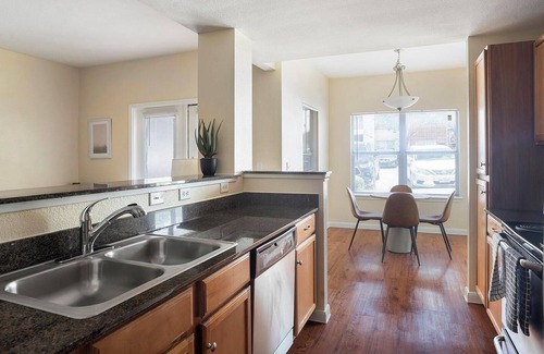 Sweetbriar Appartement | Landing | Modern 1BD, Pool, Clubhouse