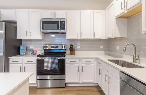 Willow Springs Appartement | Landing | Modern 2BD, Clubhouse, Pool