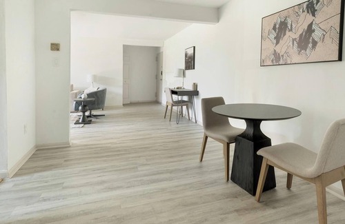 Greenbelt Appartement | Landing | Modern 2BD, Pool, Gym