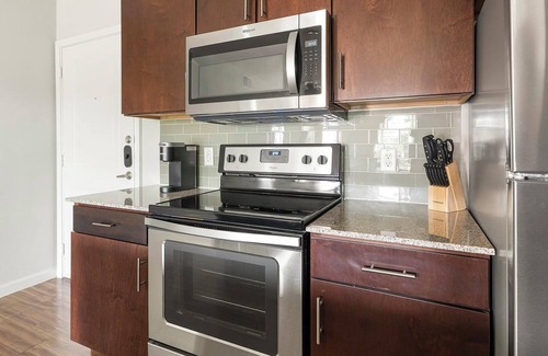 Austin Appartement | Landing at Bridge at Southpark Meadows - 1 Bedroom in Slaughter Creek