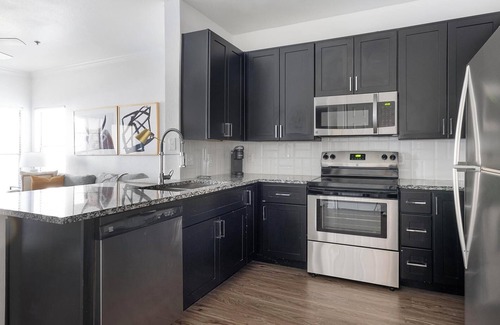 Austin Appartement | Landing | Stunning 1BD, Pool, Gym