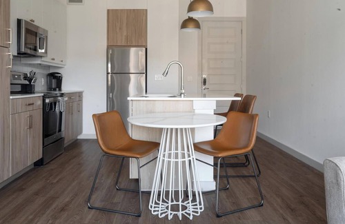 Austin Appartement | Landing | Stunning 1BD, Pool, Clubhouse