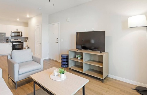 Townsite Appartement | Landing | Stunning 2BD, Pool, Rooftop Lounge