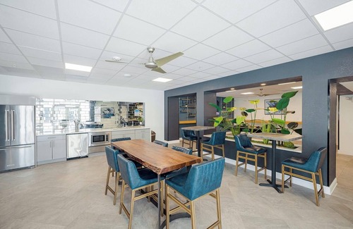 St. Petersburg Appartement | Landing | Stunning 1BD, Courtyard, Clubhouse