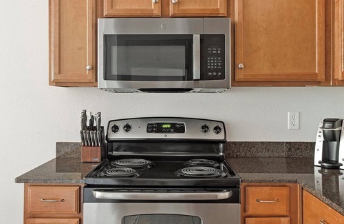 Sweetbriar Appartement | Landing | Stylish 1BD, Clubhouse, Gym