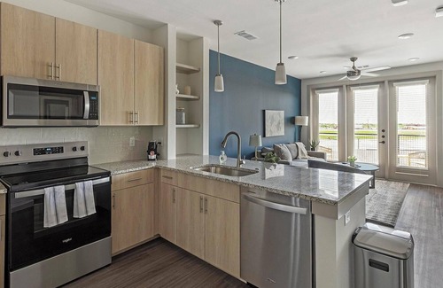 Anna Appartement | Landing | Stylish 1BD, Gym, Yoga Studio