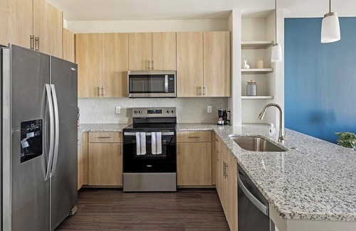 Anna Appartement | Landing | Stylish 1BD, Gym, Yoga Studio