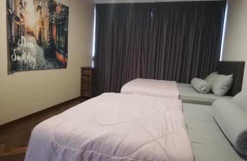 Tanjung Bungah Appartement | Landmark by Katana 3BR Romantic Luxury Seaview Homestay Gurney无敌海景三房套房