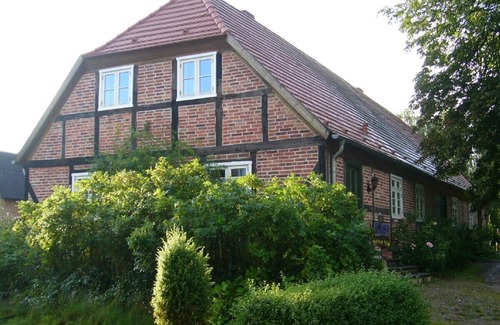 Walkendorf Maison | Landmarked half-timbered house, fully restored, first-class country home style