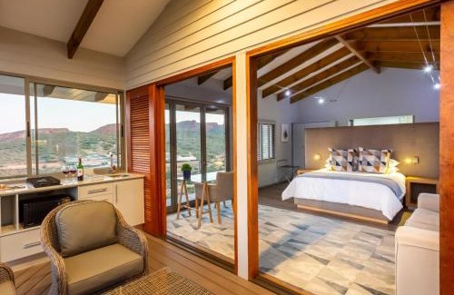 Oudtshoorn Cabine | Landrani Farmstay
