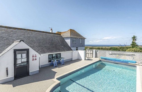 Sennen Maison | Lands-end House with swimming Pool hosting 12 guests