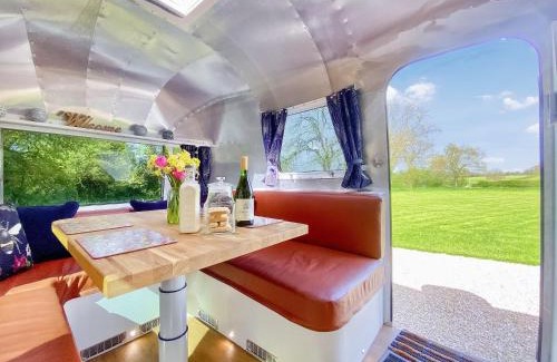 Gastard Maison | Lanes End Farm Airstream