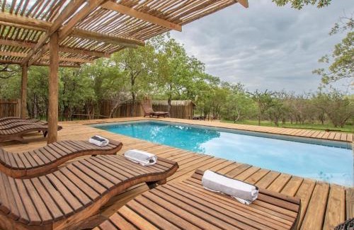 Kruger National Park Cabine | Langa Langa Safari Camp - Inc 2 Kruger Safaris Daily
