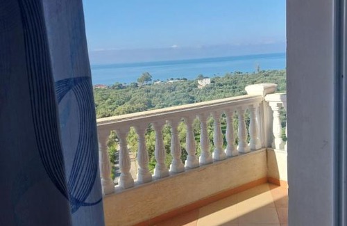 Qeparo Appartement | Lani apartament sea views