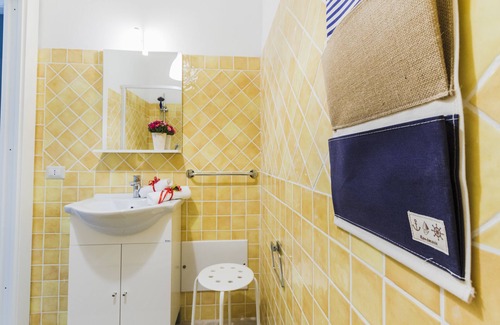 Calasetta Appartement | LANTANA, apartment with glimpse of the sea