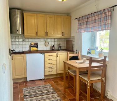 Lilla Beddinge Appartement | Lantlig lägenhet nära stranden