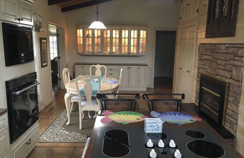 Side Lake Maison | Lap of Luxury on Little Sturgeon