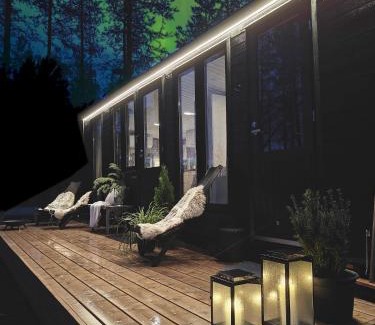 Kolari Chalet De Ski | Lapland Riverside Cabin 5 MUSTIKKA, Ylläs, Tiny Home with Sauna, Fireplace, Terrace, BBQ, Wifi, Ski, Fishing, Pets OK