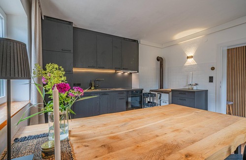 Schonbach Maison | Large, cosy holiday flat with terrace