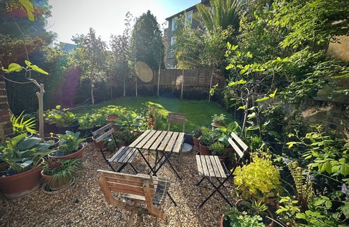 Cantelowes Appartement | Large 1 bd period apartment with own garden - Camden / Kings Cross