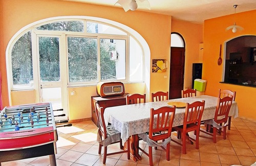 Panza Appartement | Large 120 sq m independent apartment, 2 bedrooms, double living room and terrace.