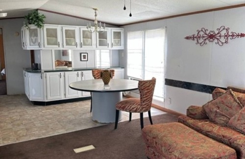 Sulphur Maison | large 2 bed 2 bath home