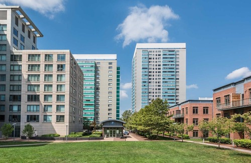 West End Appartement | Large 2 Bed/2Bth Apt right by MGH,MIT,Harvard, W/D in suite, Gorgeous River View
