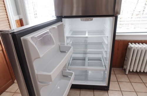 West Orange Appartement | Large 2BR Apt w/Balcony | Quick NYC Train