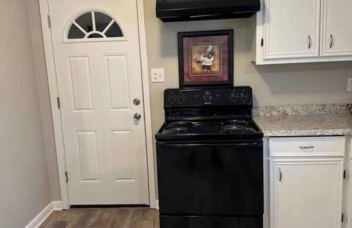 Sulphur Maison | LARGE 3/1 home close to refinery/casino/food