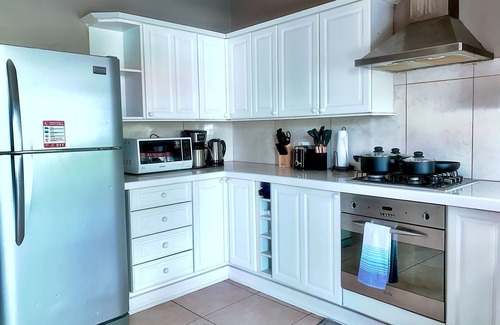 Brighton Appartement | Grand 3 chambres + équipements gratuits + proche de tout