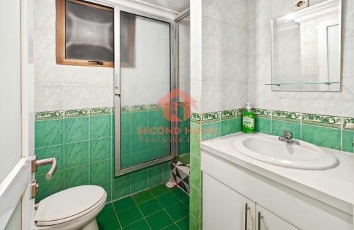 Setiabudi Appartement | Large 3BR Rasuna Apt with Pool, Gym, WiFi by 2ndHome