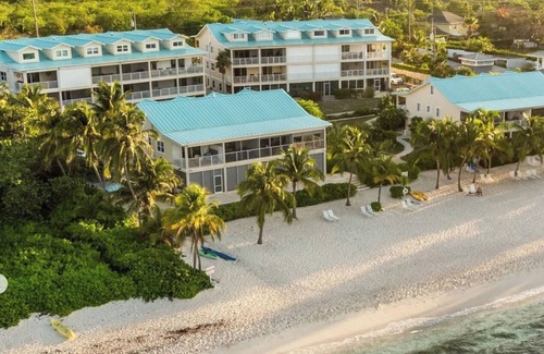 Savannah Copropriété | Large 4 Bedroom Beach Front Condo