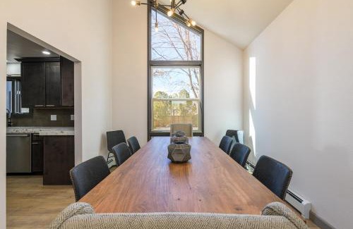 Grand Junction Maison | Large 4 Bedroom Home with Hot Tub and Fenced Yard