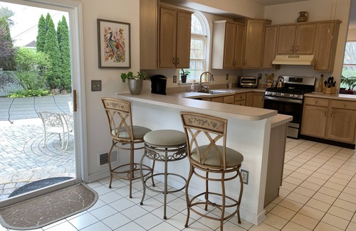 Brick Maison | Large 4br Beautiful Fully Furnished Home-Winter/Spring Serenity at the NJ Shore