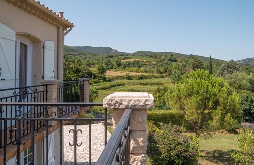 Le Bousquet-d'Orb Maison | Grande villa 6-8 personnes avec piscine à 30mn du Lac du Salagou