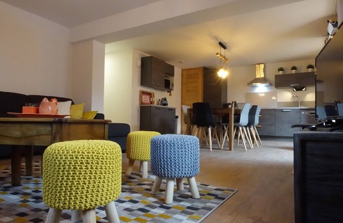Morzine Appartement | Grand appartement RECENT 8/10 centre village