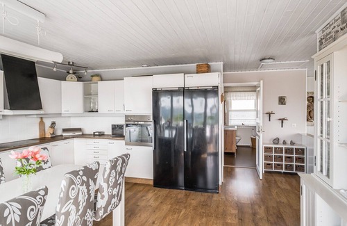 Donso Maison | Large and spacious accommodation on Donsö with ocean view| SE08030