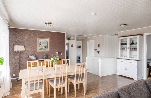 Donso Maison | Large and spacious accommodation on Donsö with ocean view| SE08030