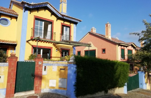 Varzea de Sintra Maison | Large and Spacious House Overlooking Historic Town of Sintra and National Park