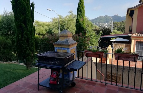 Varzea de Sintra Maison | Large and Spacious House Overlooking Historic Town of Sintra and National Park