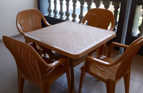 Lome Maison | Grand appartement, bel immeuble