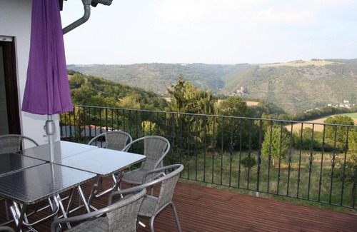 Mainz-Bingen Appartement | Grand appartement avec vue de rêve et terrasse pour 4-9 P sur la Rheinhöhe