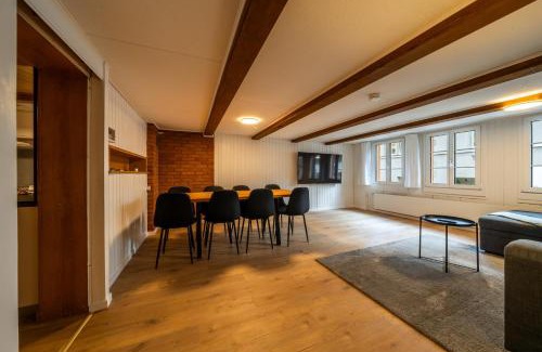 Brienz Appartement | Large apt in town center next to Brunngasse & near lake