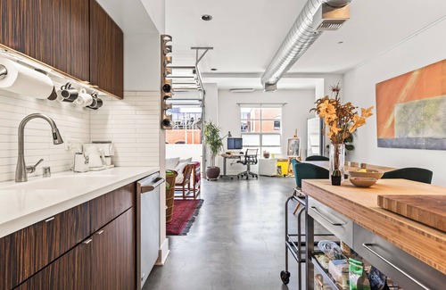 Ocean Park Copropriété | Large artist's loft, 2 blocks from beach