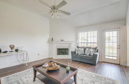Southaven Maison | Large Backyard Peaceful Home in Southaven!