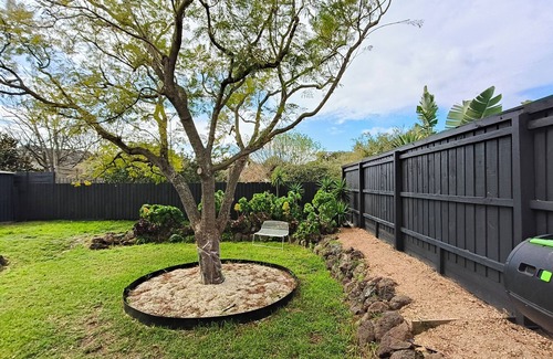 Beaumaris Maison | Large Bayside home. By the beach, shops, transport, golf, tennis and schools