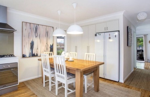 Manyana Maison | Large Beach House near 2 beaches